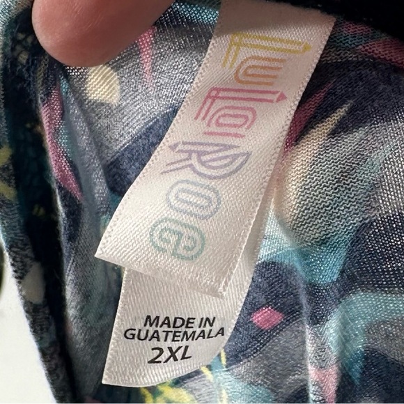 lularoe womens top size XXL multicolored floral tunic - Picture 7 of 9